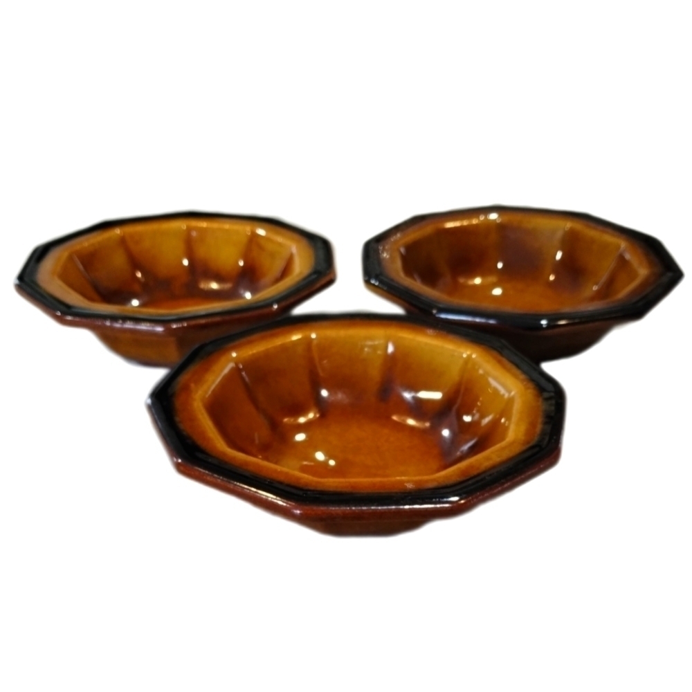 1979 Beauce Pottery DaVinci Dinner Bowls